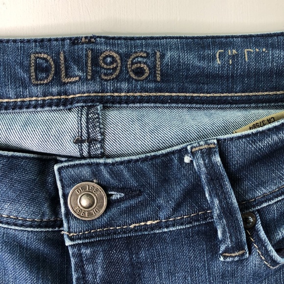 DL1961 Cindy slim bootcut denim - Picture 2 of 6